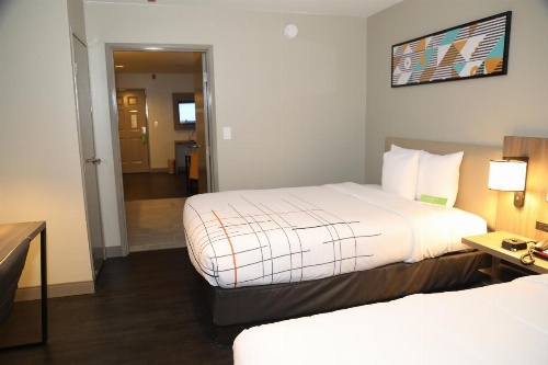 La Quinta Inn & Suites by Wyndham Montgomery image 36